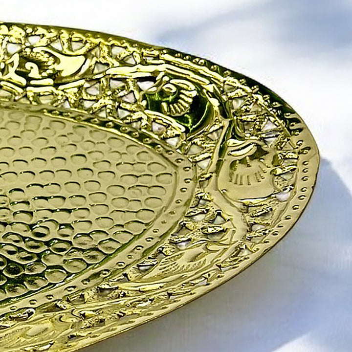 Oval Raindrop & Cutwork Dish