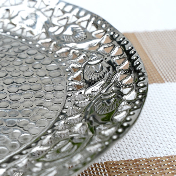 Oval Raindrop & Cutwork Dish