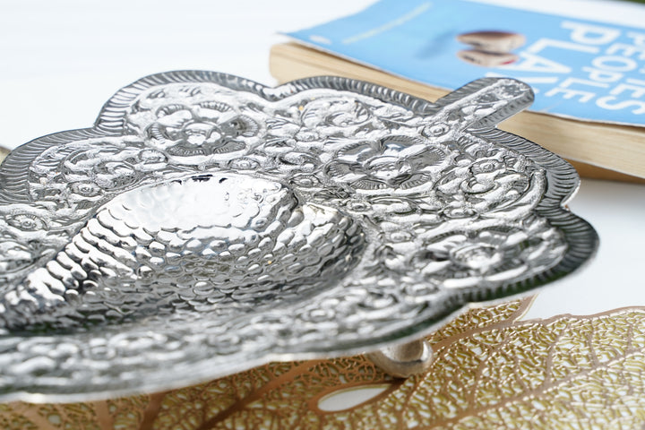 Elegant Silver Leaf Tray | Mettlea Artisan Craft